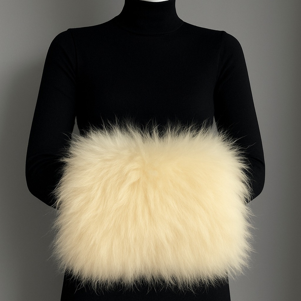 Vintage Fur Hand Muff – Quilted Satin Lining, Zipper Pocket